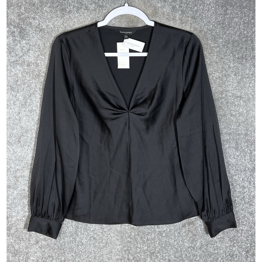Banana Republic Satin V-Neck Top Womens Sz Small Black Stretch Center Seam New